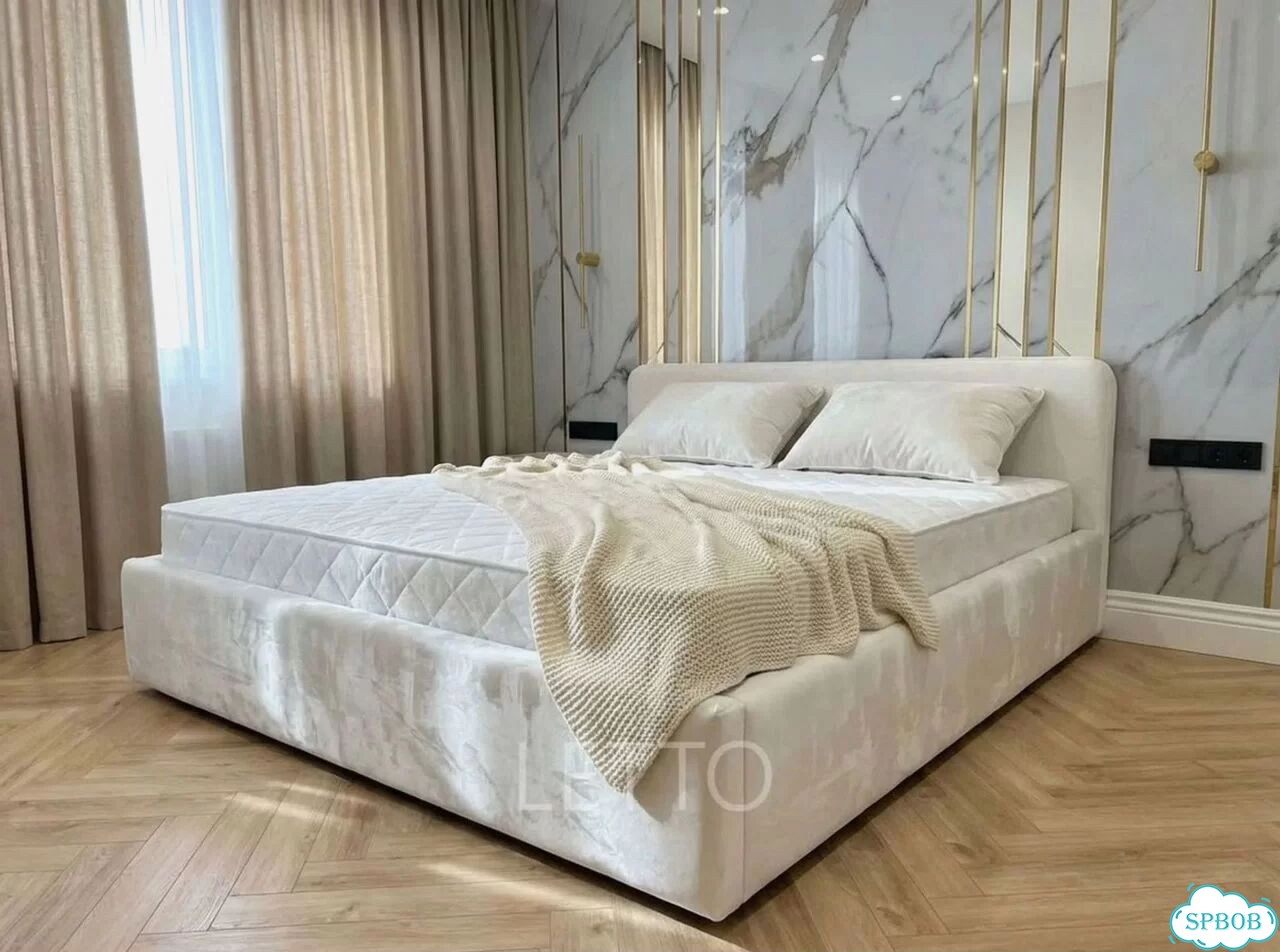 Кровать двуспальная с мягким изголовьем на заказ фото 4