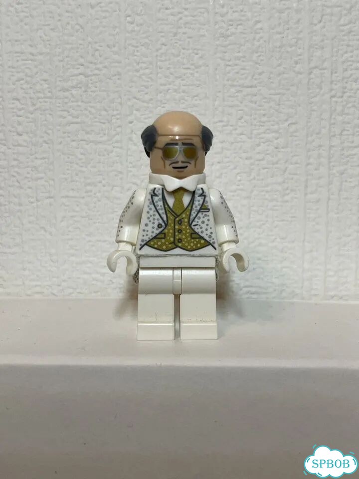 Минифигурка Lego DC coltlbm26 Альфред фото 1