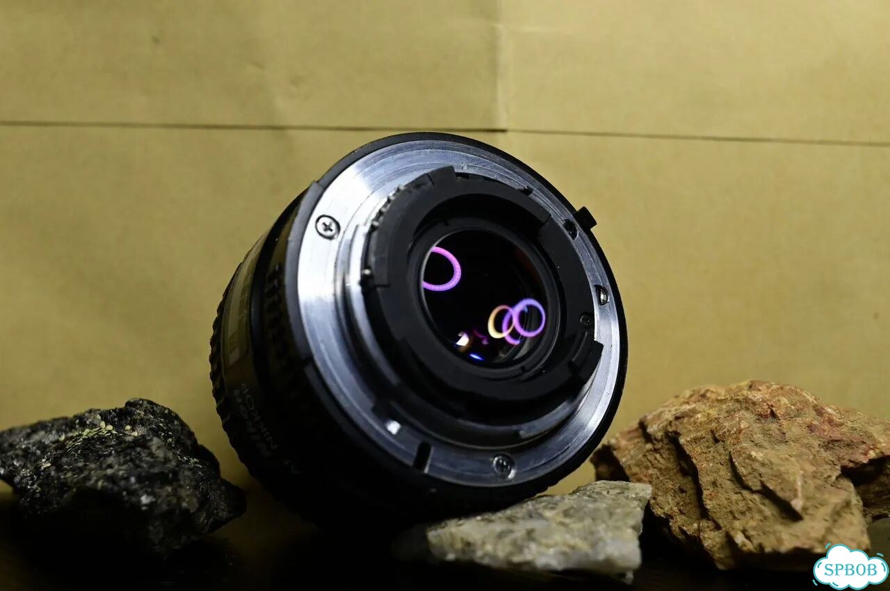 Nikon 24mm f/2.8D AF фото 2