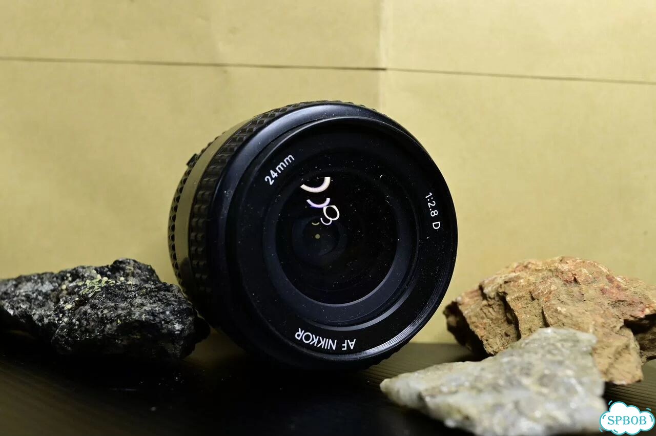 Nikon 24mm f/2.8D AF фото 3