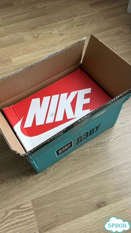Кроссовки женские nike v2k run фото 6