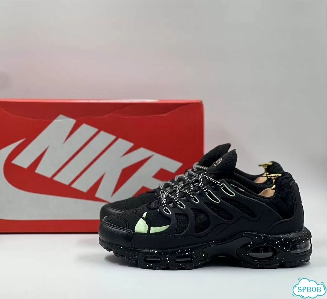 Nike Air Max Plus Black фото 1