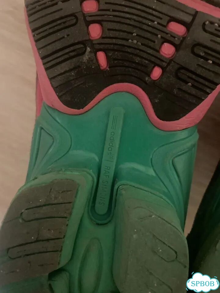 Кроссовки adidas raf simons ozweego replicant фото 3