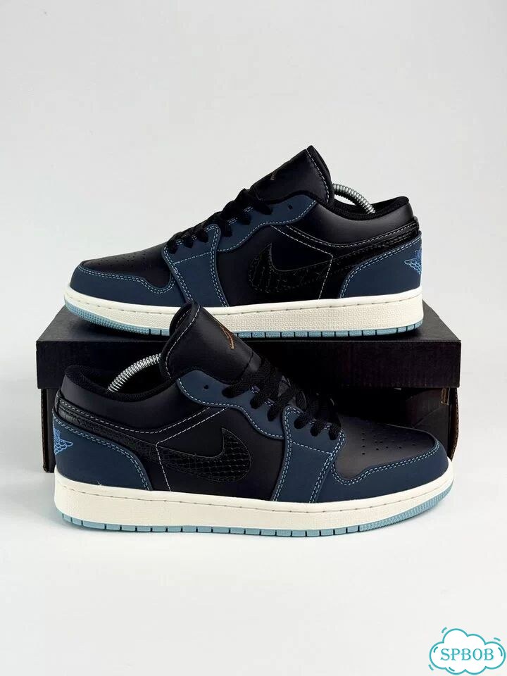 Nike Air Jordan 1 Low SE Navy Blue фото 1