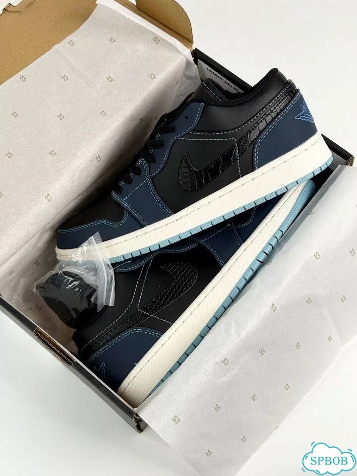 Nike Air Jordan 1 Low SE Navy Blue фото 3