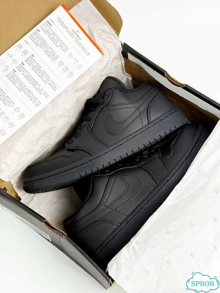 Nike Air Jordan 1 Low Black фото 6