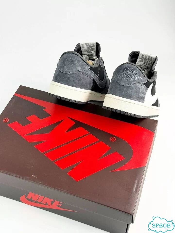 Nike Air Jordan 1 Low & Travis Scott Black Grey фото 4