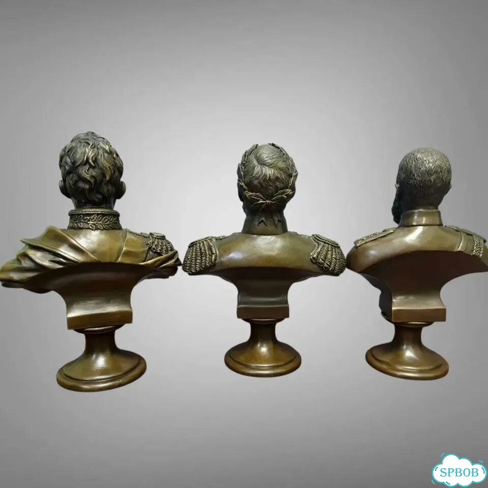 Статуэтки. 3 больших бюста. Александр 1,2,3 фото 6