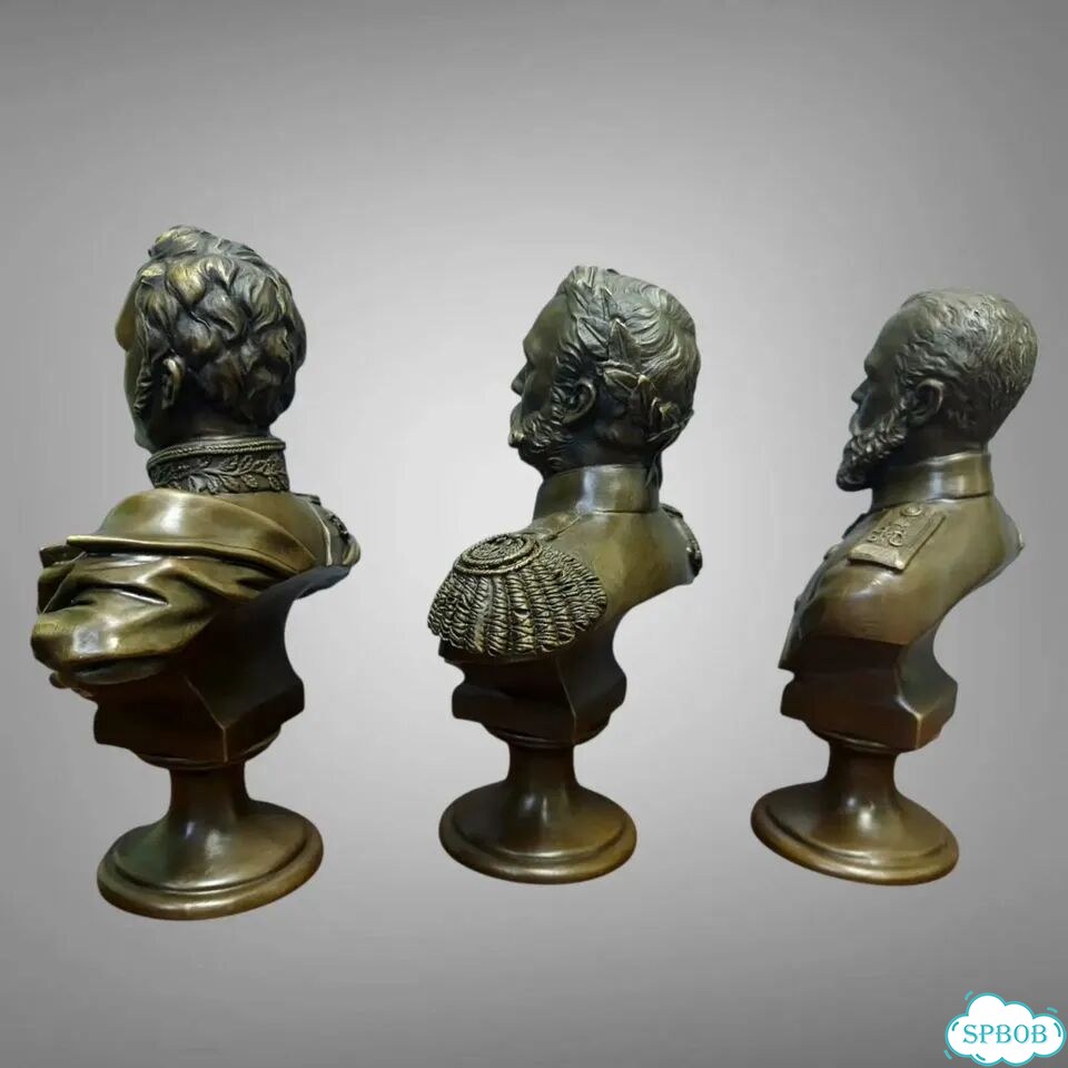 Статуэтки. 3 больших бюста. Александр 1,2,3 фото 7