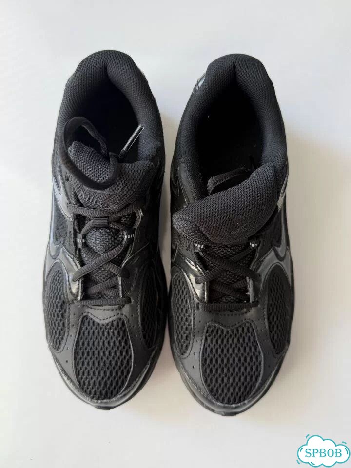 Оригинальные кроссовки Nike V5 RNR Big Kids (38.5) фото 1