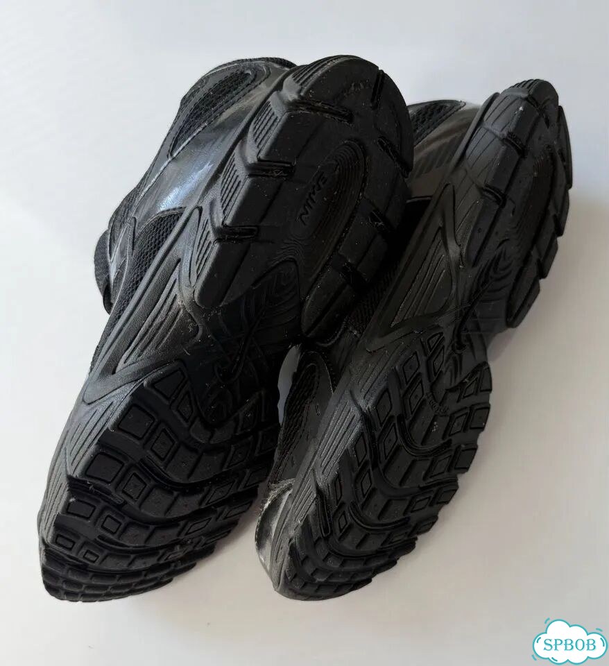 Оригинальные кроссовки Nike V5 RNR Big Kids (38.5) фото 2
