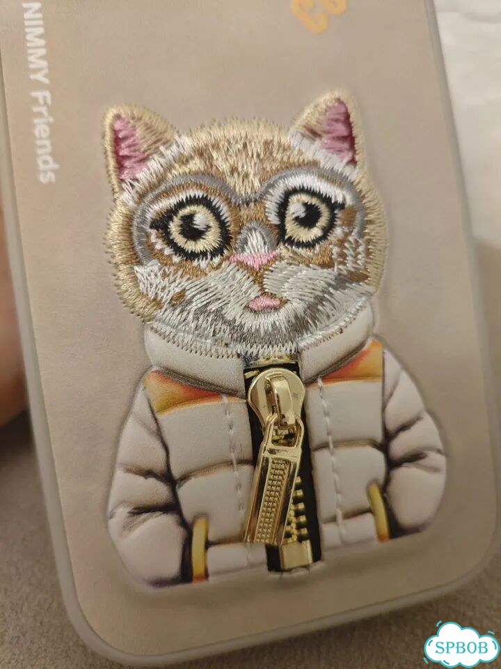 Чехол на iPhone 16 фото 1