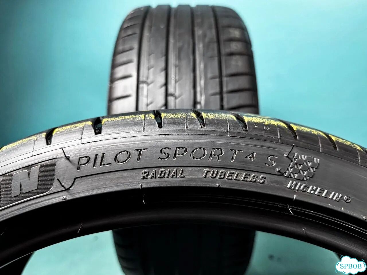 MICHELIN Pilot Sport 4 S 245/35 R21 96Y фото 4
