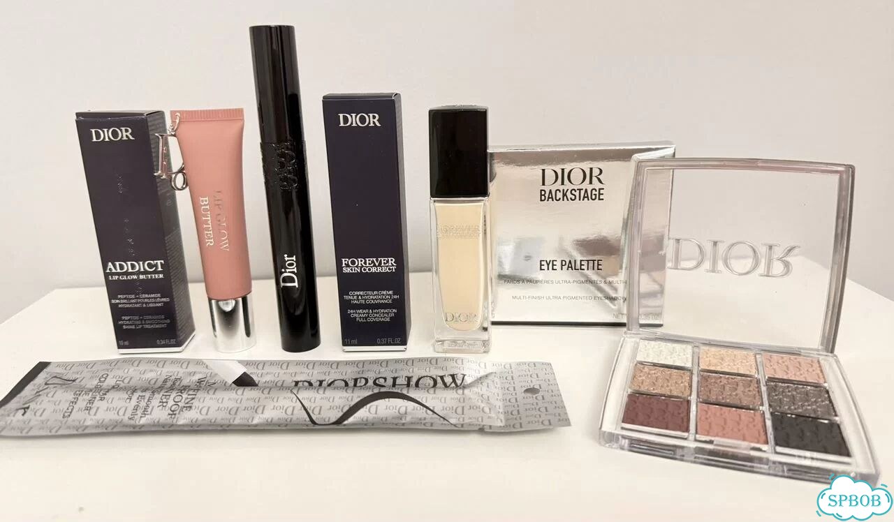 Набор косметики Dior фото 1