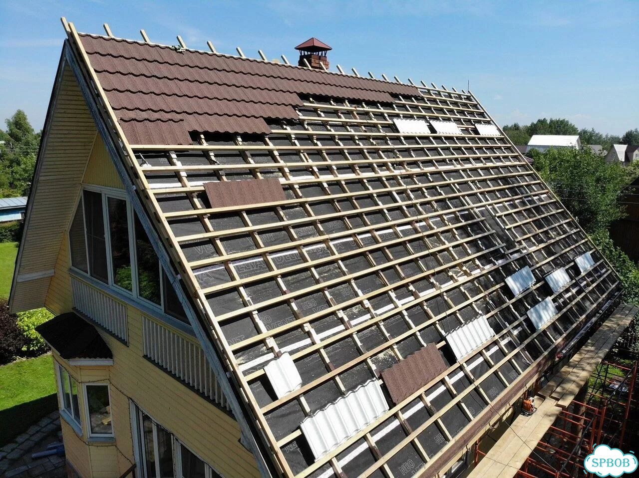Ремонт кровли и крыши в частных домах и на дачах фото 2