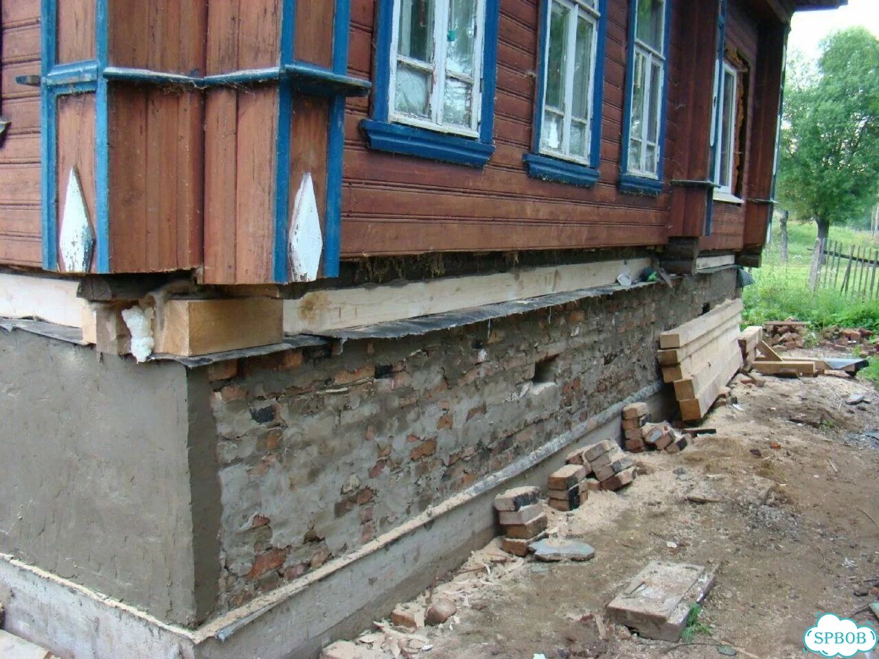 Замена венцов.Подъем дома фото 3