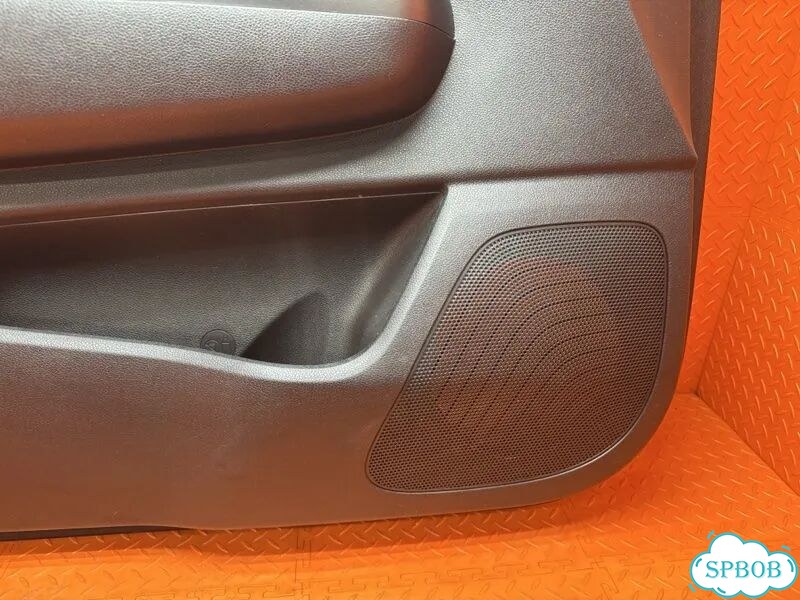 Обшивка двери передняя левая Kia Sportage QL G4NA фото 6