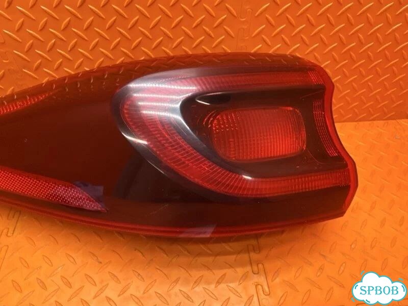 Фонарь задний левый Kia Sportage QL G4NA 2020 фото 4