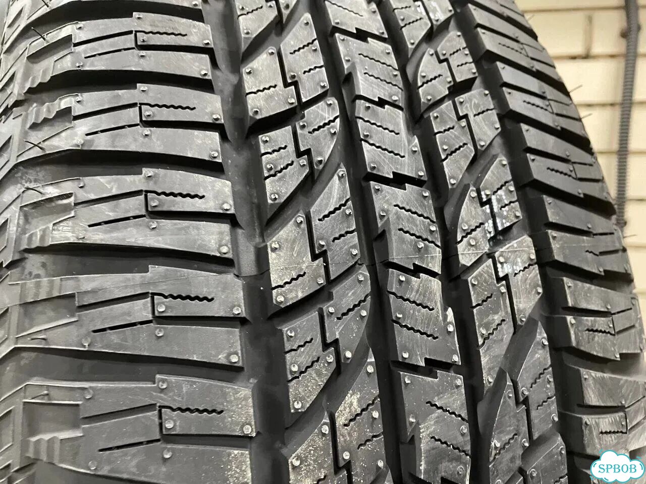 Yokohama Geolandar A/T G015 245/70 R16 111H фото 2