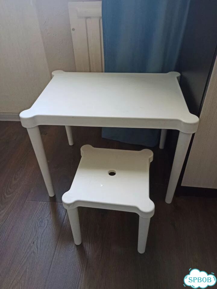 Детский стол и табурет IKEA фото 1