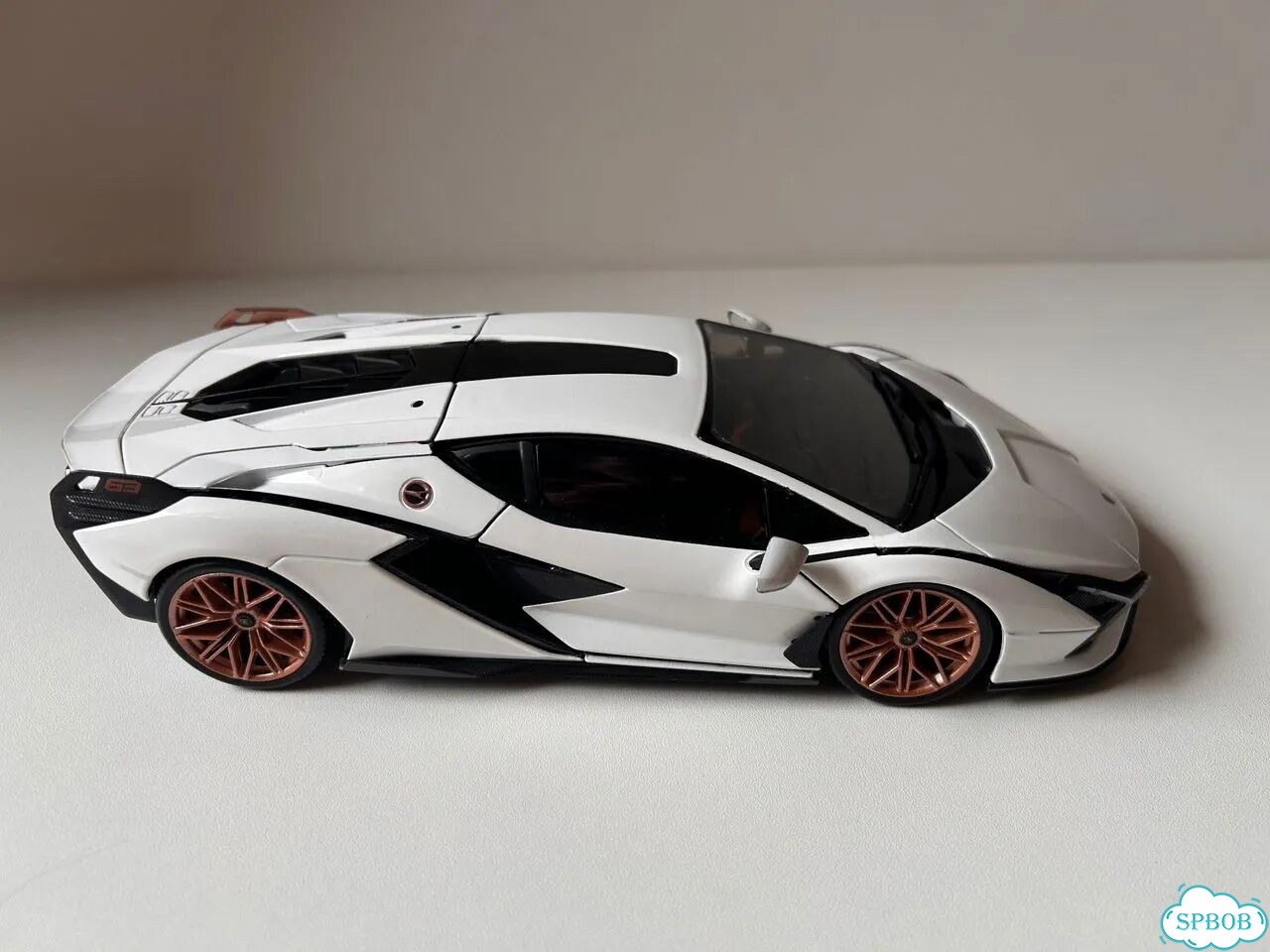 Lamborghini Sian Fkp37 1/18 фото 4