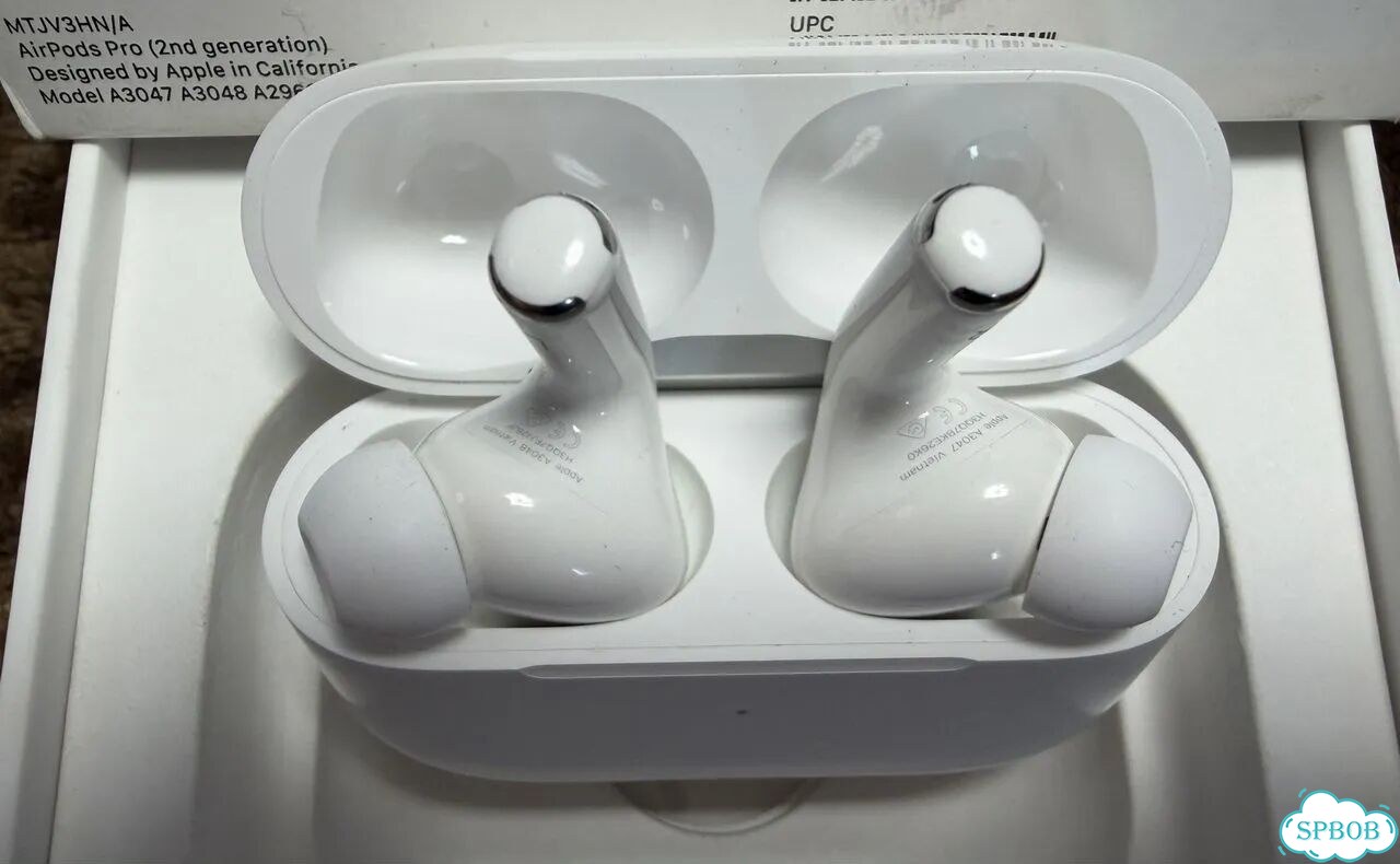 Наушники Apple AirPods Pro 2 фото 2