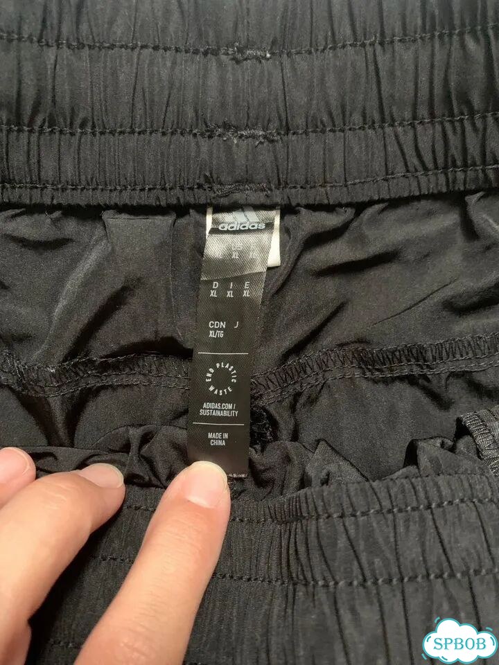 Спортивные шорты Adidas - XL фото 3