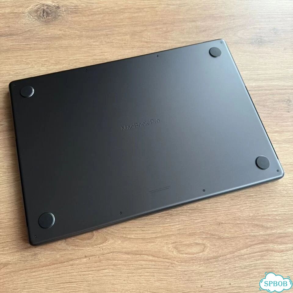 Новый MacBook Pro 16 M4 Max 36GB 1TB 4 цикла фото 2