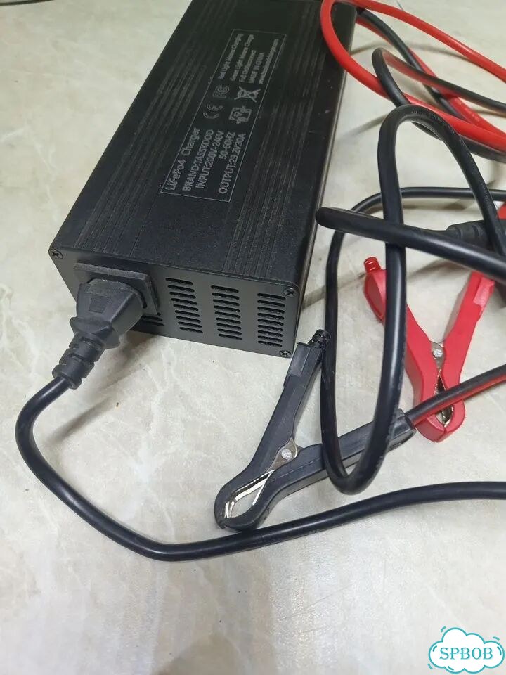Tasskood 29.2V 30A AC DC для аккумуляторов lifepo4 фото 2