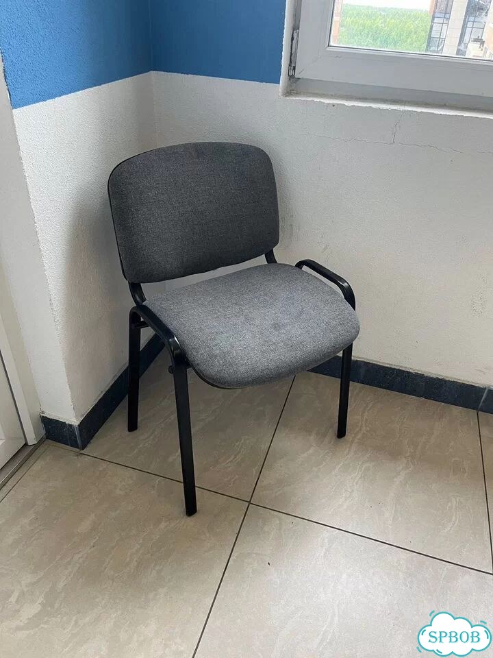Стул офисный фото 1