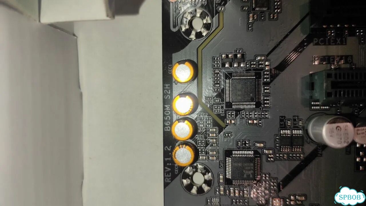 Gigabyte b650m s2h фото 2