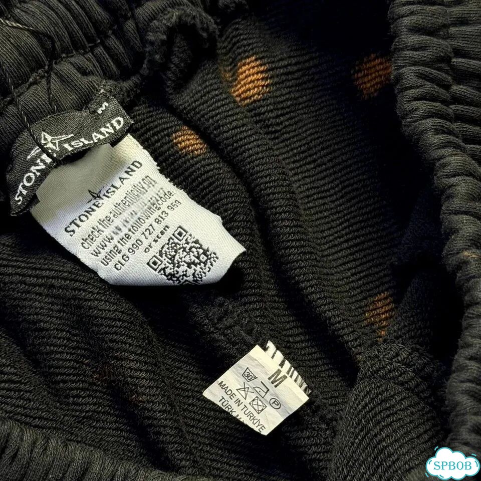 Stone Island Off Dye шорты черные фото 10