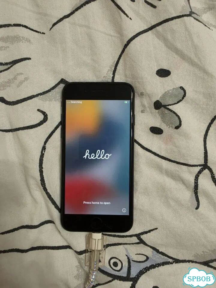 iPhone SE, 64 ГБ фото 1