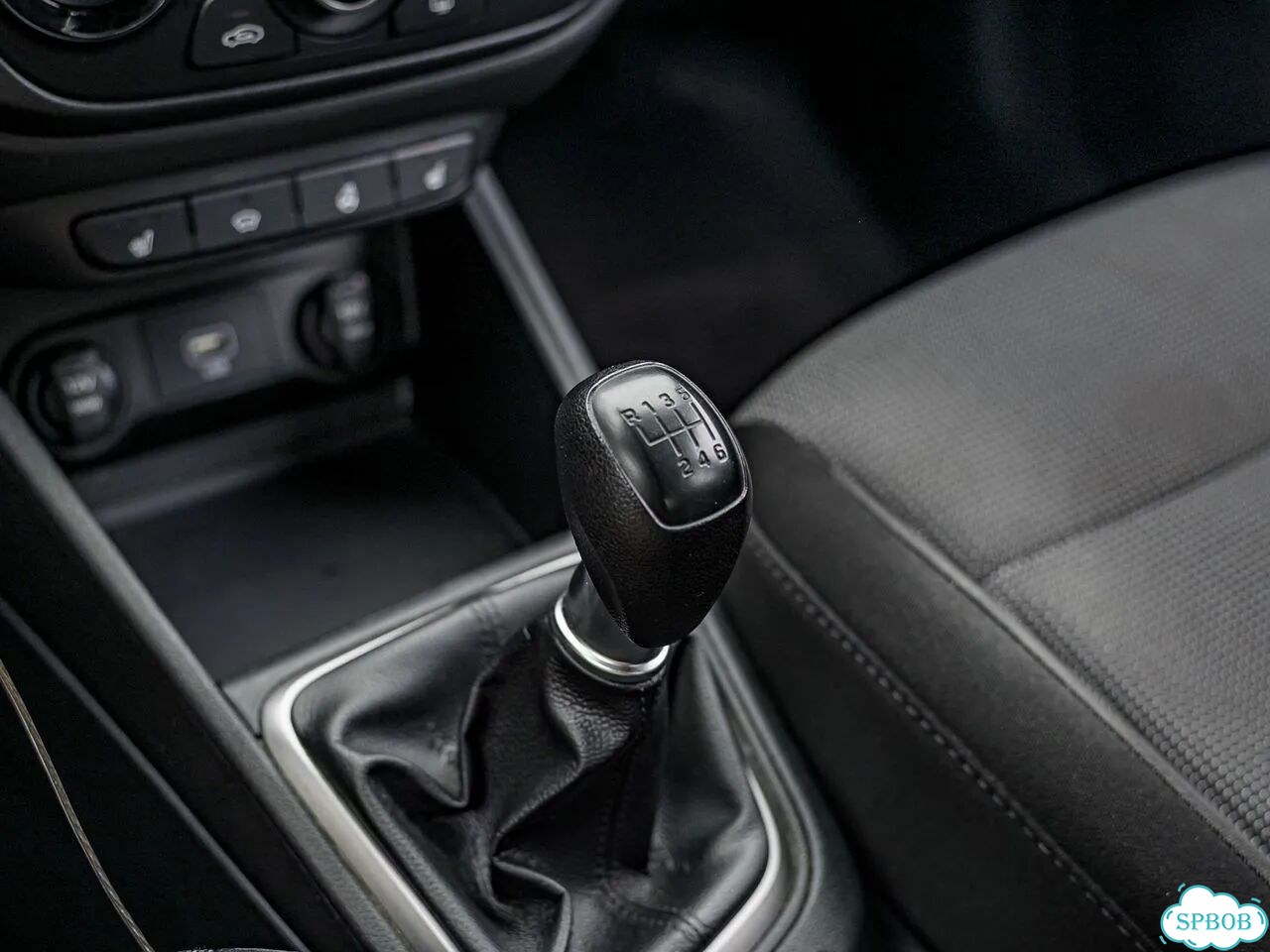 Hyundai Solaris 1.6 MT, 2019, 179 543 км фото 10