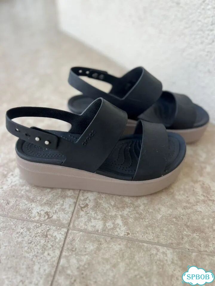 Босоножки Crocs Brooklyn Low Wedge фото 2