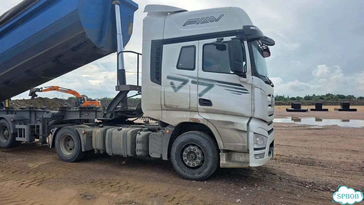 Седельный тягач FAW J7, 2023 фото 1