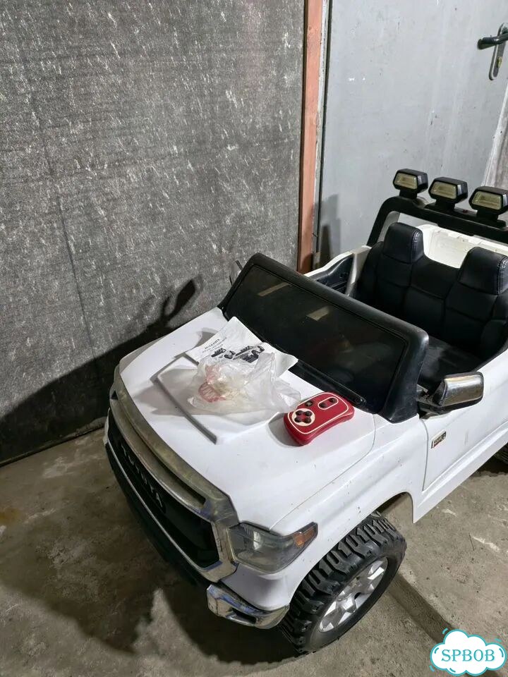 Детская машина Toyota tundra фото 3