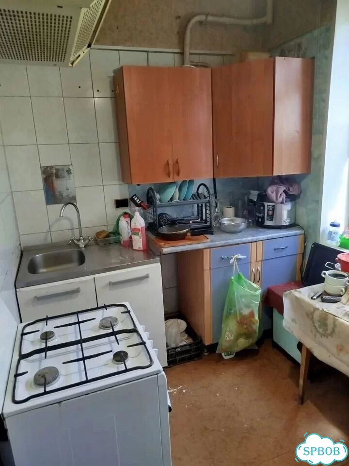 Комната в 4-к., 1/4 эт. фото 3