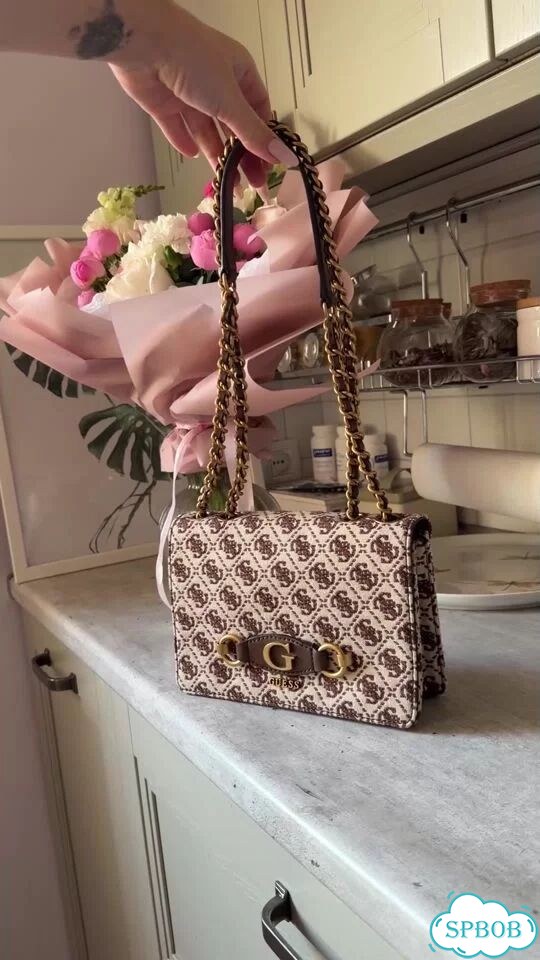 Сумка guess оригинал кроссбоди фото 1