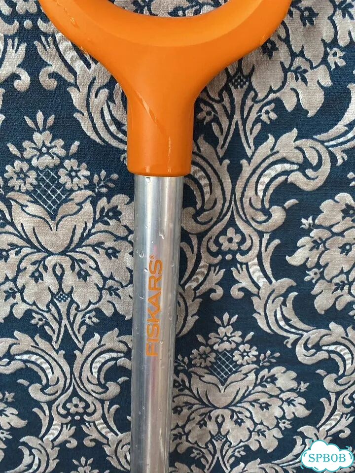 Лопата снеговая Fiskars SnowXpert фото 3
