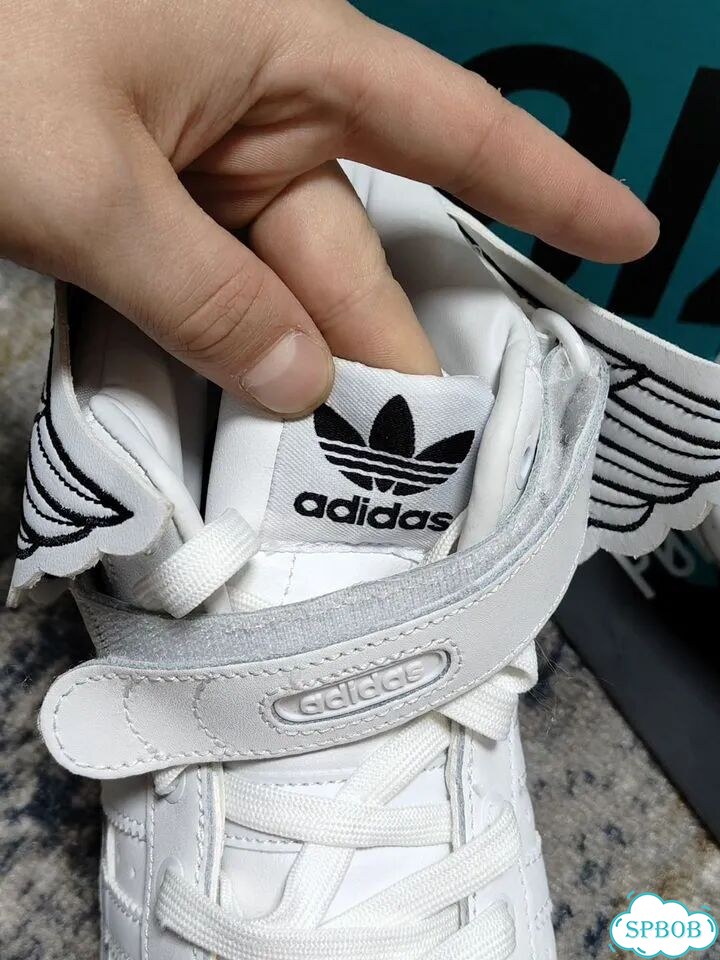 Кроссовки Jeremy Scott x Adidas Forum Wings белые фото 4