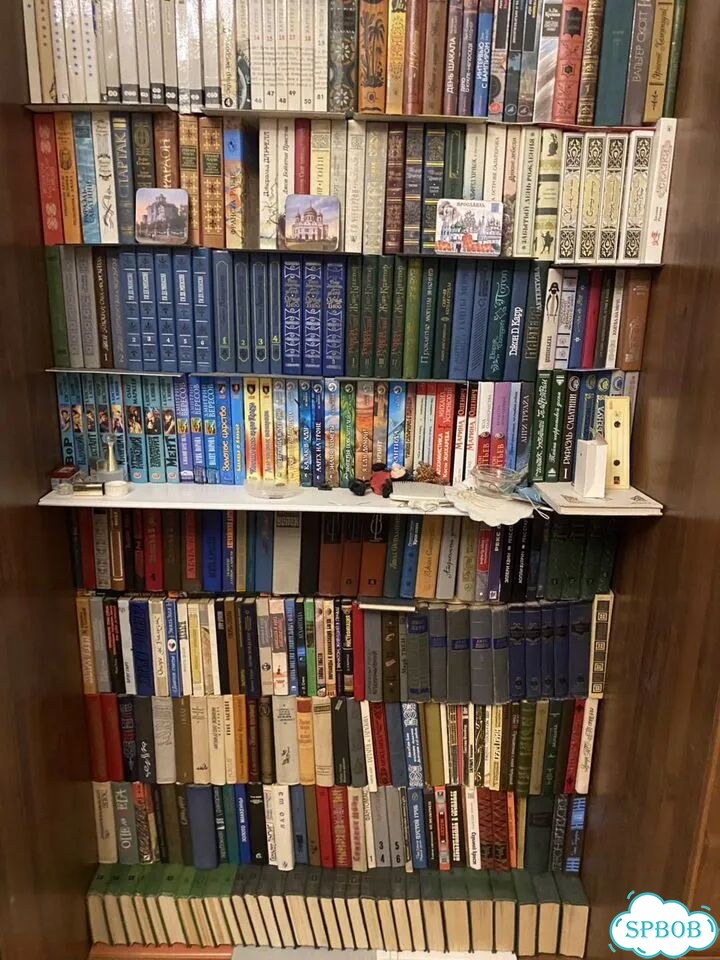 Книги (3 шкафа) фото 1