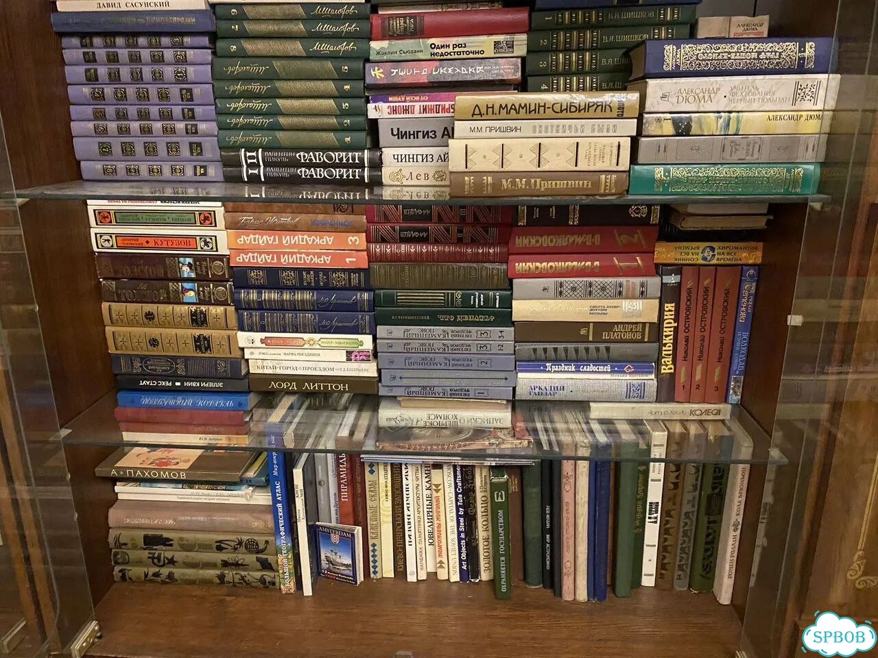 Книги (3 шкафа) фото 5