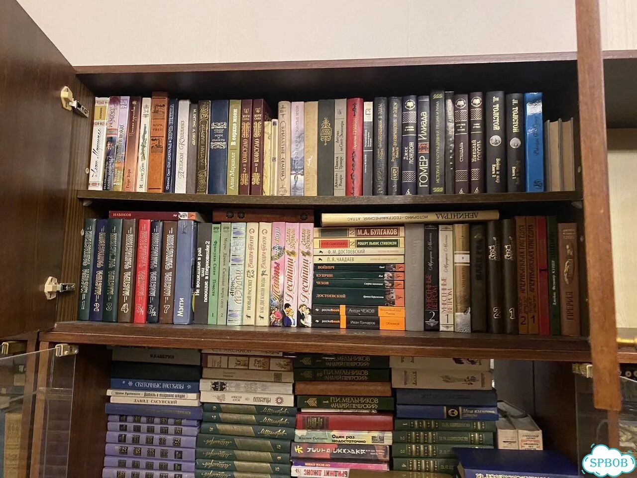 Книги (3 шкафа) фото 7