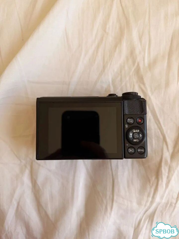 Canon PowerShot G7x Mark II фото 3