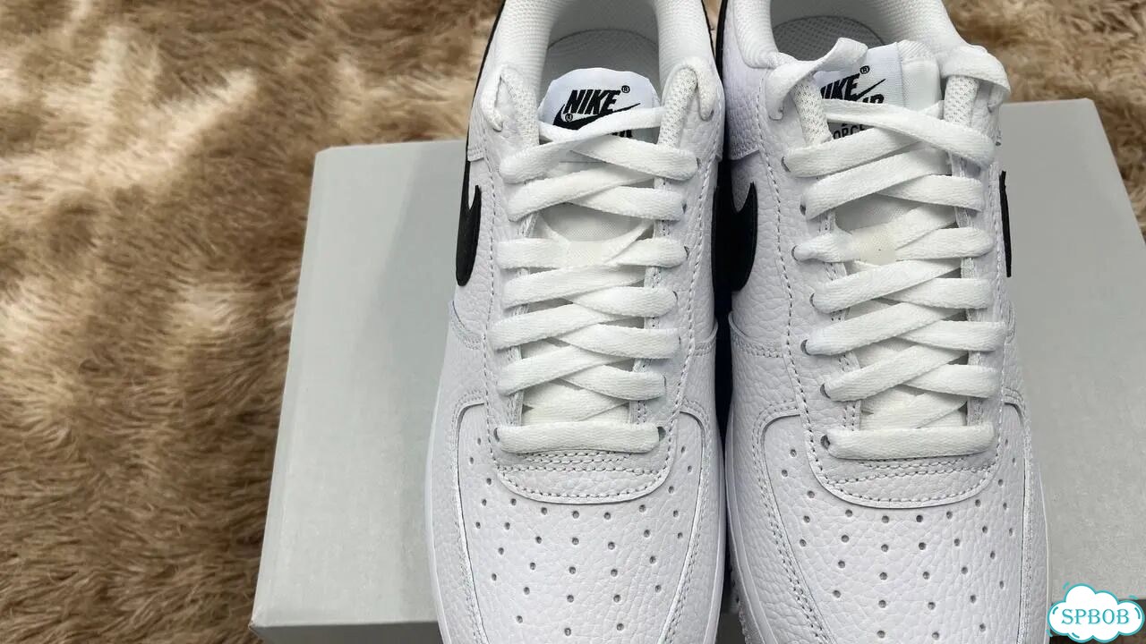 Nike Air Force 1 low white/black Оригинал фото 4