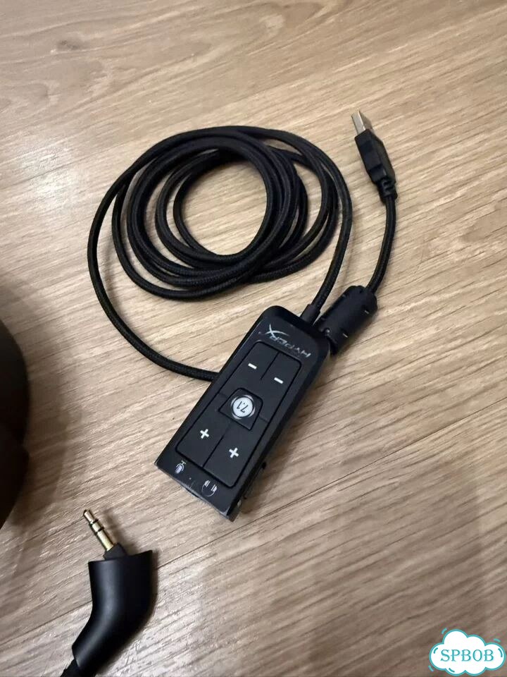 Игровые наушники hyperx фото 2