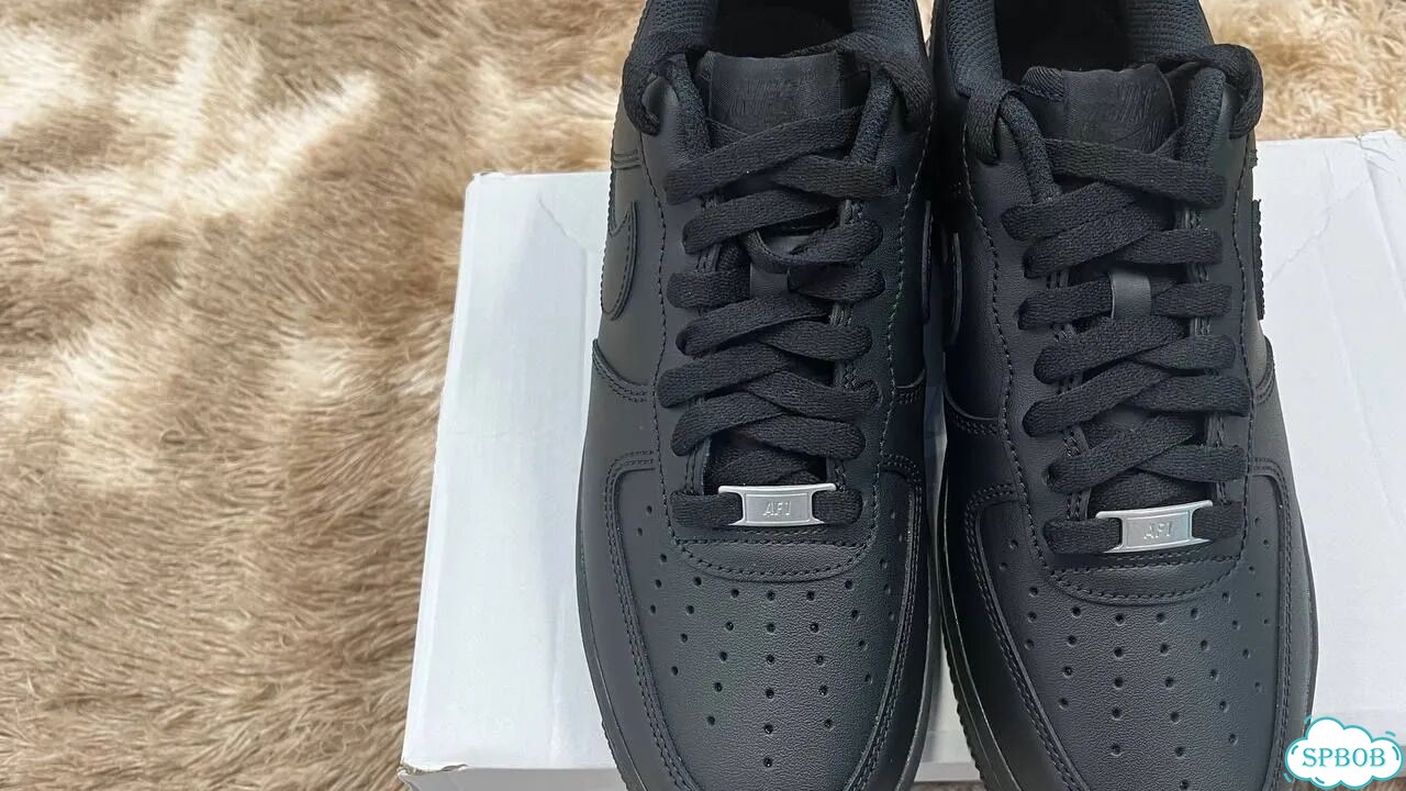 Nike Air force 1 low black Оригинал фото 4