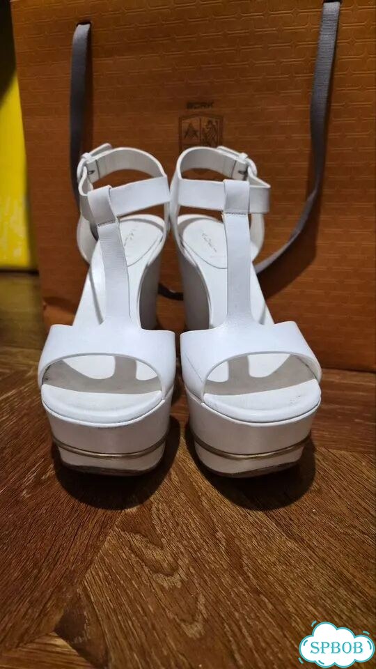 Босоножки женские Casadei оригинал фото 2