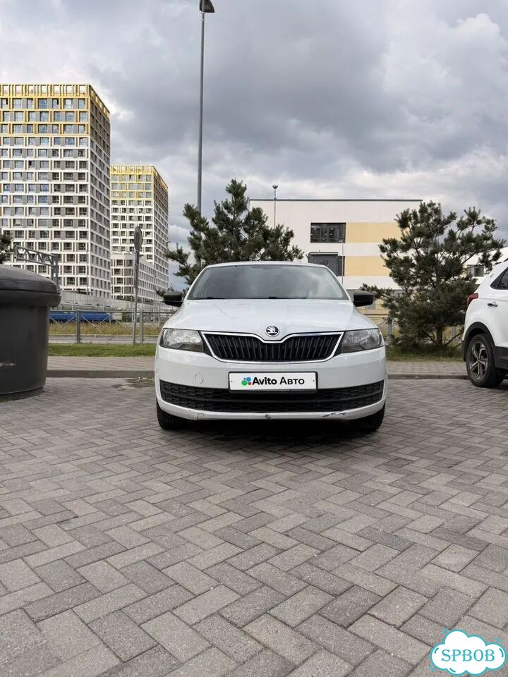 Skoda Rapid 1.6 AT, 2017, 220 000 км фото 3